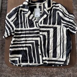 Zara Black and White Geometric Women's Button Down Shirt
